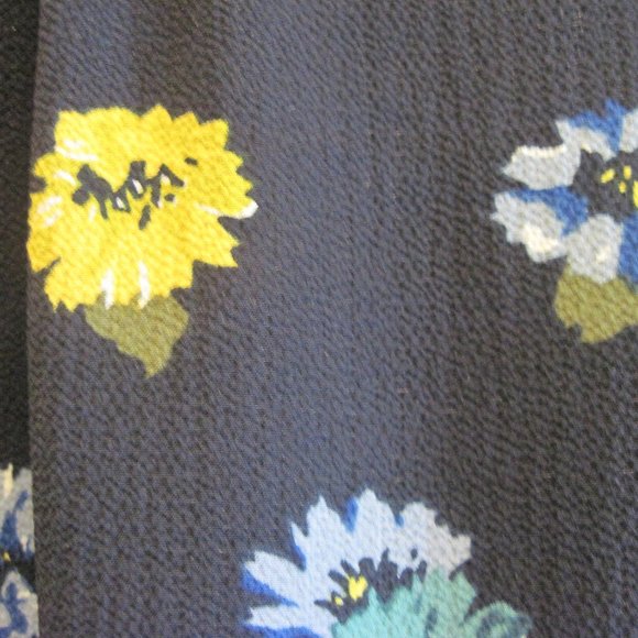 Joe Fresh Sleeveless Floral Top - Picture 5 of 5